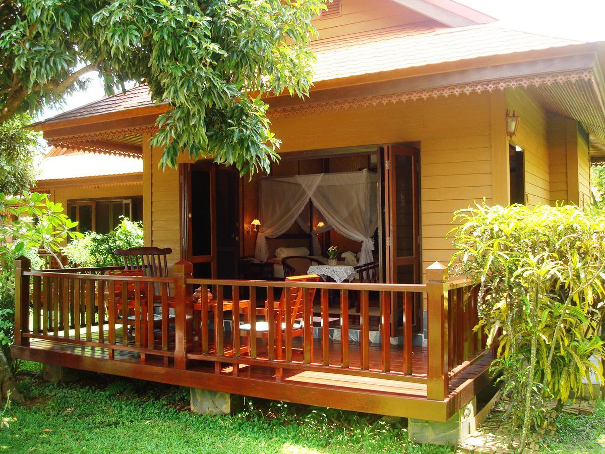 Viang Yonok Hotel, Restaurant, Sports Club Chiang Saen Exterior photo