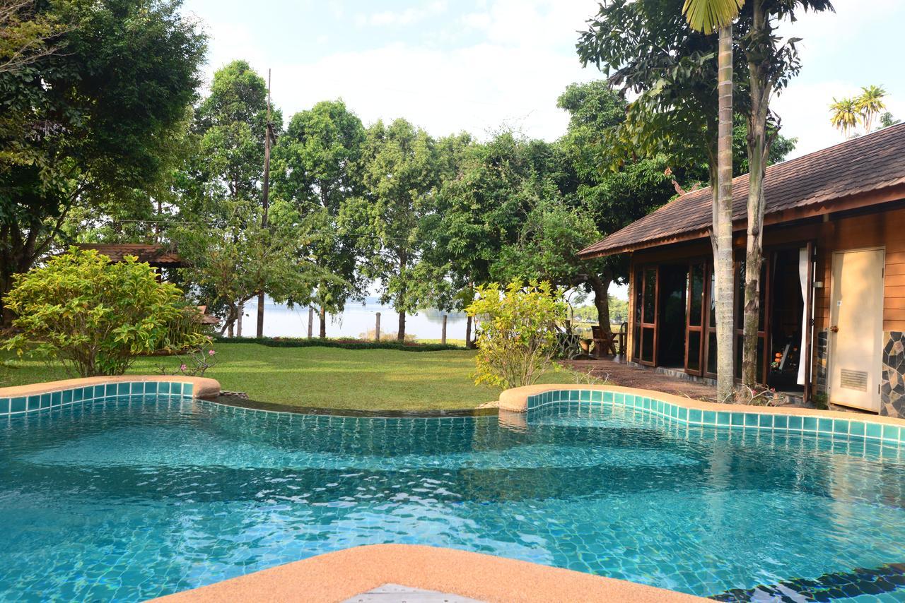 Viang Yonok Hotel, Restaurant, Sports Club Chiang Saen Exterior photo