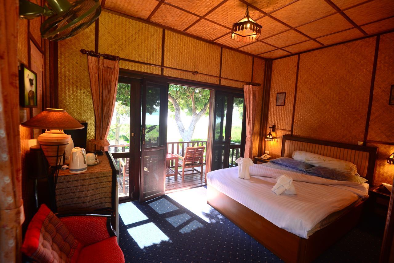 Viang Yonok Hotel, Restaurant, Sports Club Chiang Saen Exterior photo